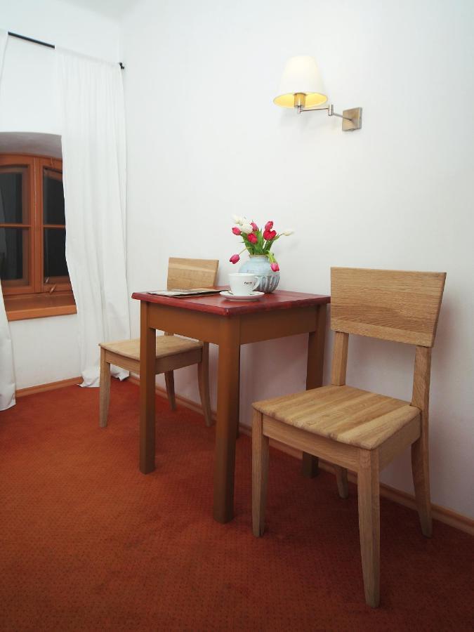 Spichlerz Na Krakowskiej Kazimierz Dolny Bagian luar foto